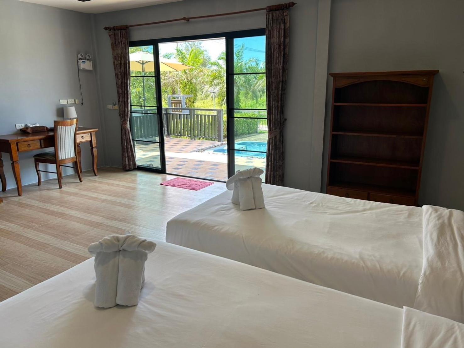 The Hip Resort @ Khao Lak Bang Sak Zewnętrze zdjęcie